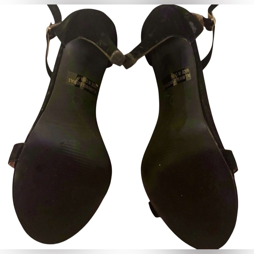 Glaze Elegant Black Ankle Strap Heels - Picture 4 of 4